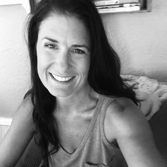 Meet your Posher, Kelsey - Picture 1 of 1